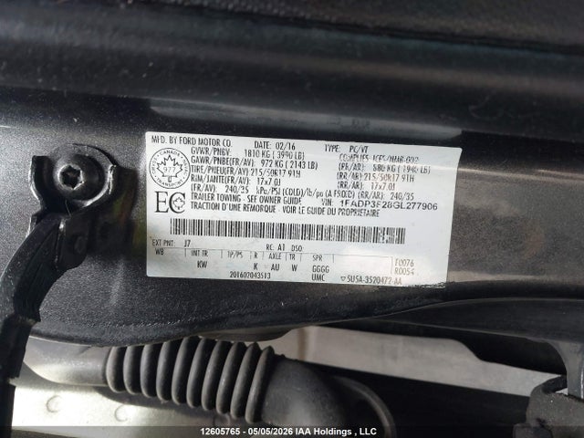 12605765 :رقم المزاد ، 1FADP3F28GL277906 vin ، 2016 Ford Focus Se مزاد بيع
