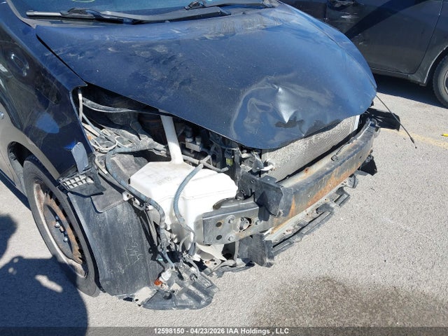 JTDKDTB38G1129789 Toyota Prius C Technology
