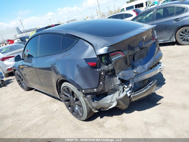 7SAYGDEF3PF665024 Tesla Model Y Performance