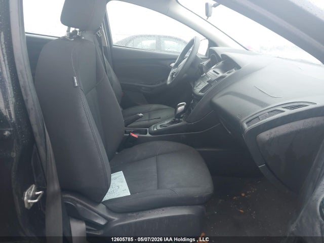 1FADP3F28FL284188 Ford FOCUS SE