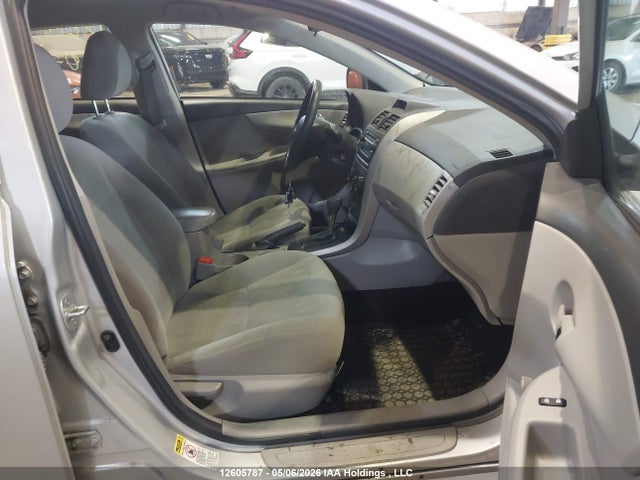 12605787 :رقم المزاد ، 2T1BU4EEXDC070108 vin ، 2013 Toyota Corolla S/le مزاد بيع