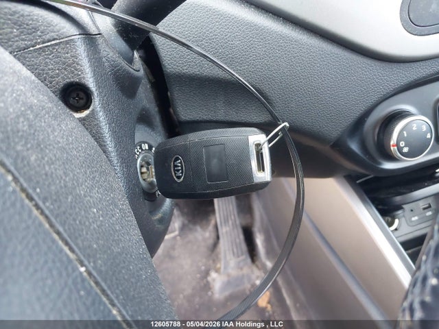 12605788 :رقم المزاد ، KNAHT8A35E7053497 vin ، 2014 Kia Rondo Lx مزاد بيع
