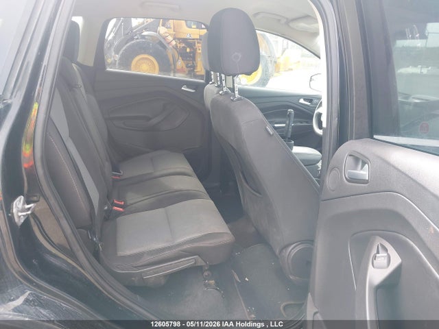 1FMCU9G91HUA71721 Ford ESCAPE SE