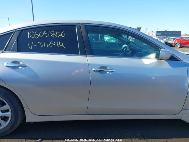 1N4AL3AP3GN311644 Nissan Altima 2.5/s/sv/sl/sr