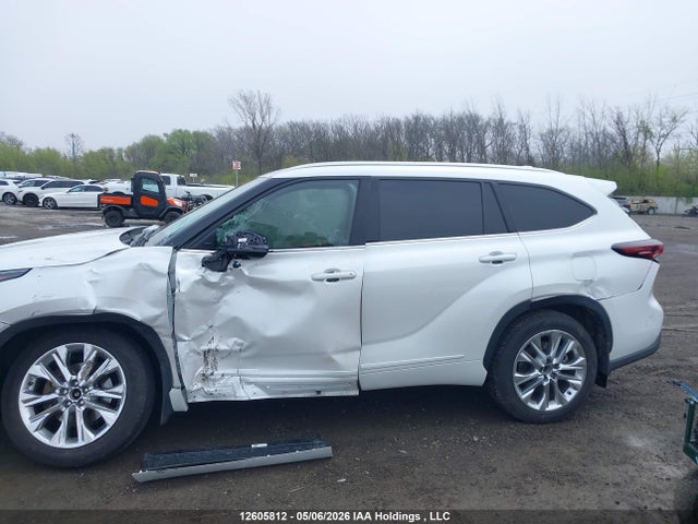 2024 Toyota Highlander Hybrid Limited მანქანა იყიდება აუქციონზე, vin: 5TDXBRCH4RS636073, აუქციონის ნომერი: 12605812