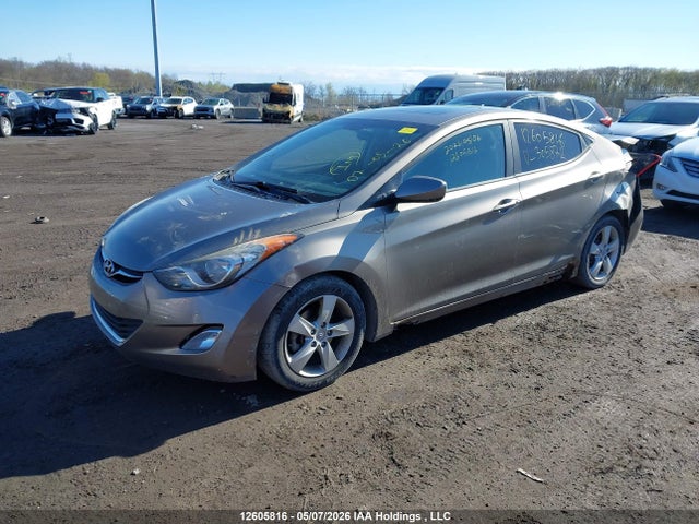 2013 Hyundai Elantra Gls/limited მანქანა იყიდება აუქციონზე, vin: 5NPDH4AE7DH305872, აუქციონის ნომერი: 12605816
