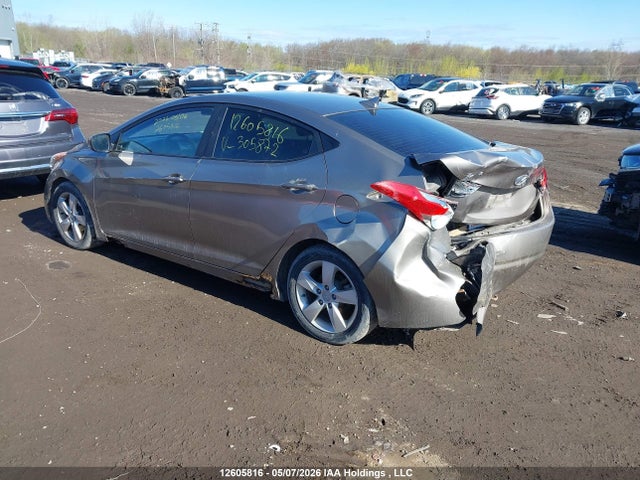 2013 Hyundai Elantra Gls/limited მანქანა იყიდება აუქციონზე, vin: 5NPDH4AE7DH305872, აუქციონის ნომერი: 12605816