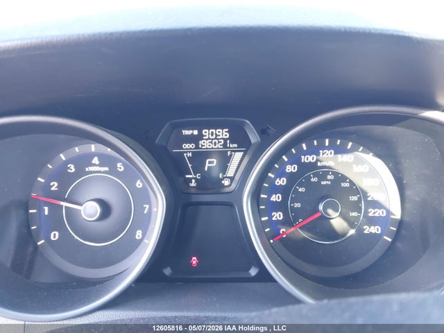 2013 Hyundai Elantra Gls/limited მანქანა იყიდება აუქციონზე, vin: 5NPDH4AE7DH305872, აუქციონის ნომერი: 12605816