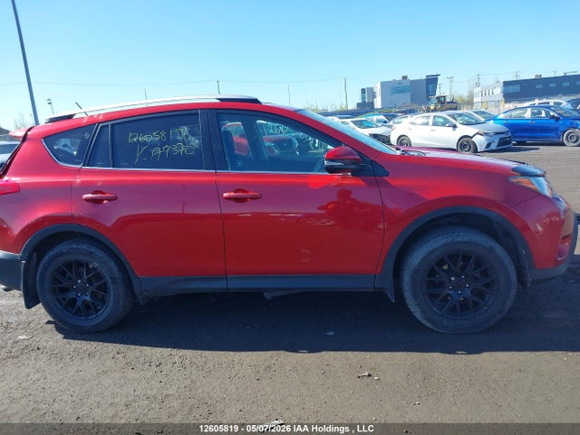 2T3ZFREV0FW179370 Toyota RAV4 LE