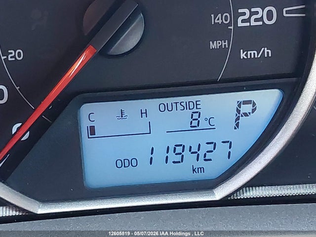 2T3ZFREV0FW179370 Toyota RAV4 LE