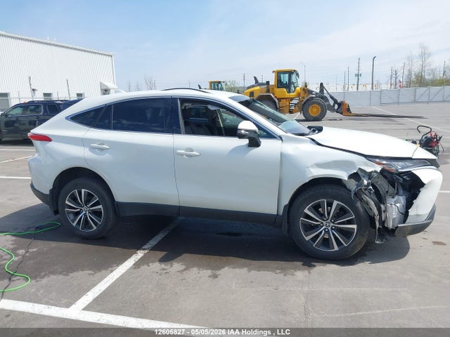 Продажа на аукционе авто 2022 Toyota Venza Le/xle/limited, vin: JTEAAAAH6NJ117588, номер лота: 12605827
