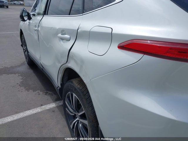 Продажа на аукционе авто 2022 Toyota Venza Le/xle/limited, vin: JTEAAAAH6NJ117588, номер лота: 12605827