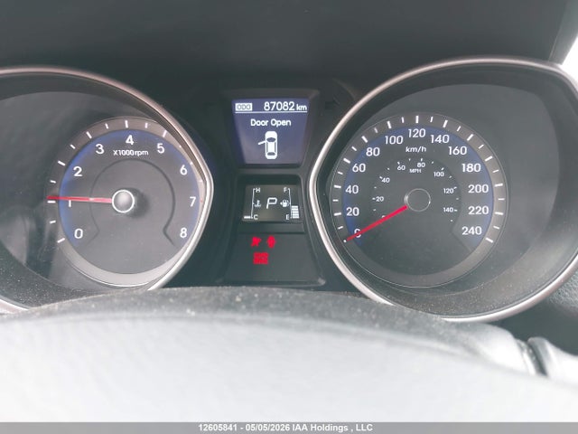 2014 Hyundai Elantra Gt მანქანა იყიდება აუქციონზე, vin: KMHD25LH1EU232015, აუქციონის ნომერი: 12605841