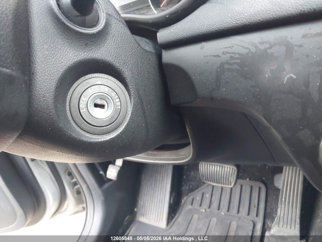 KNDPMCAC6H7277915 KIA Sportage Lx