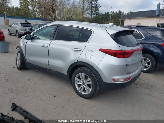 KNDPMCAC6H7277915 KIA Sportage Lx