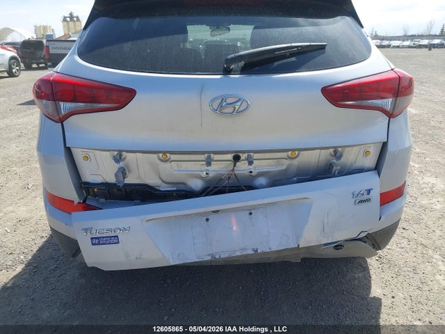 2018 Hyundai Tucson Se 1.6t მანქანა იყიდება აუქციონზე, vin: KM8J3CA24JU828880, აუქციონის ნომერი: 12605865