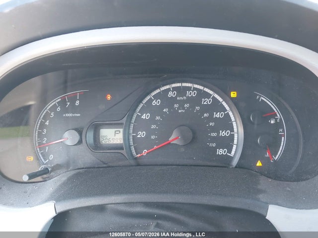 12605870 :رقم المزاد ، 5TDKK3DC0BS059686 vin ، 2011 Toyota Sienna مزاد بيع