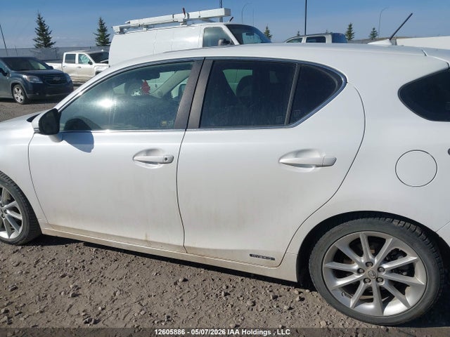 12605886 :رقم المزاد ، JTHKD5BH5B2001681 vin ، 2011 Lexus Ct 200h مزاد بيع