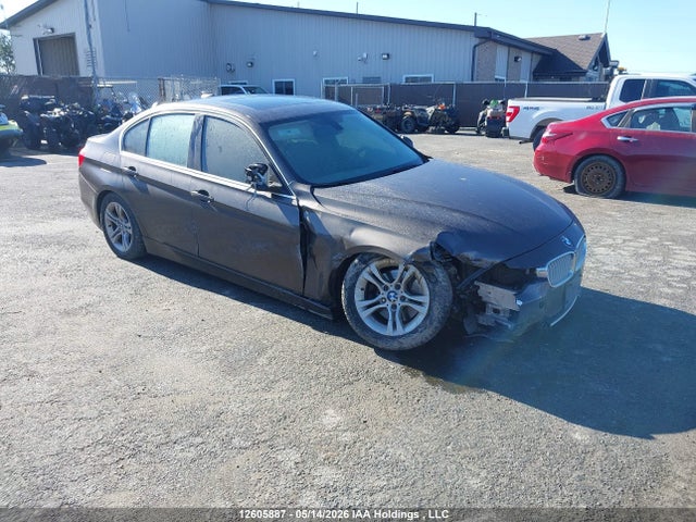 12605887 :رقم المزاد ، WBA3B3C57DJ811534 vin ، 2013 Bmw 328i Xdrive/xdrive Classic Line مزاد بيع