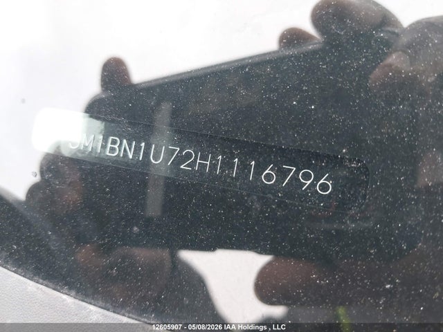 JM1BN1U72H1116796 Mazda MAZDA3