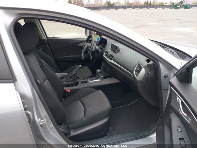 JM1BN1U72H1116796 Mazda MAZDA3