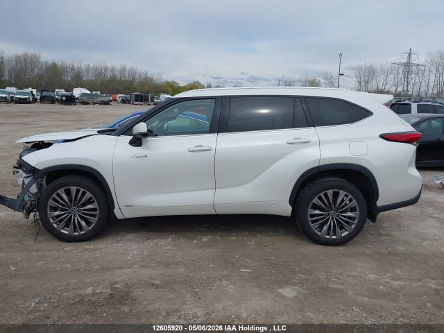 2021 Toyota Highlander Hybrid Limited მანქანა იყიდება აუქციონზე, vin: 5TDEBRCHXMS019616, აუქციონის ნომერი: 12605920