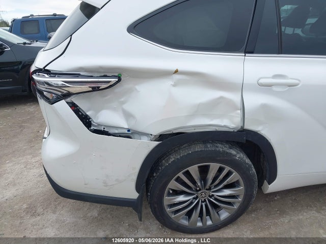 2021 Toyota Highlander Hybrid Limited მანქანა იყიდება აუქციონზე, vin: 5TDEBRCHXMS019616, აუქციონის ნომერი: 12605920