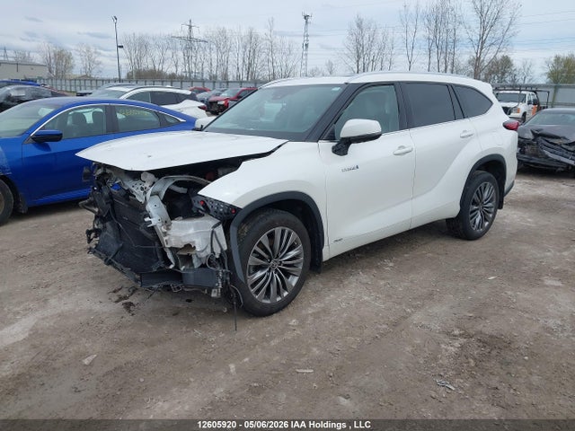 2021 Toyota Highlander Hybrid Limited მანქანა იყიდება აუქციონზე, vin: 5TDEBRCHXMS019616, აუქციონის ნომერი: 12605920