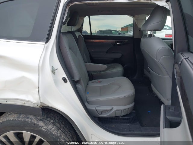 2021 Toyota Highlander Hybrid Limited მანქანა იყიდება აუქციონზე, vin: 5TDEBRCHXMS019616, აუქციონის ნომერი: 12605920