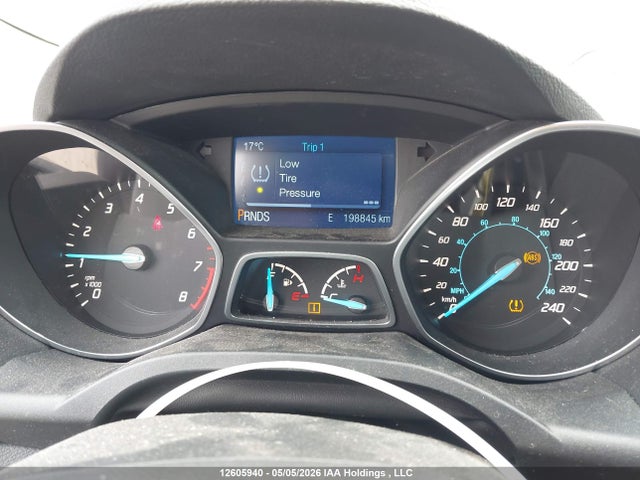 Продажа на аукционе авто 2015 Ford Escape, vin: 1FMCU0GX3FUC15857, номер лота: 12605940
