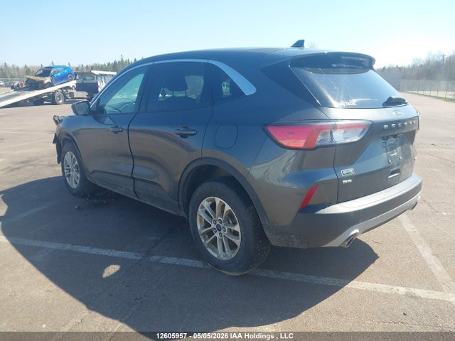 1FMCU9G62LUA17469 Ford ESCAPE SE