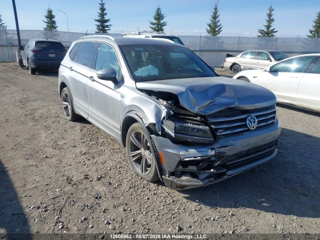 2021 Volkswagen Tiguan Sel Premium R-line მანქანა იყიდება აუქციონზე, vin: 3VV4B7AX1MM063807, აუქციონის ნომერი: 12605962