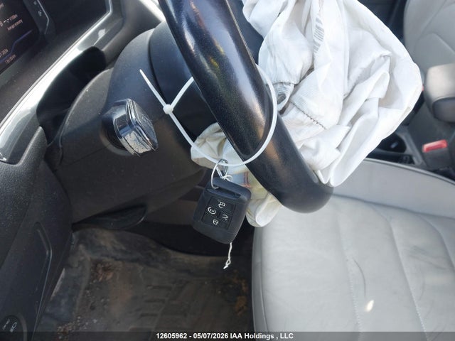 3VV4B7AX1MM063807 Volkswagen Tiguan Sel Premium R-line