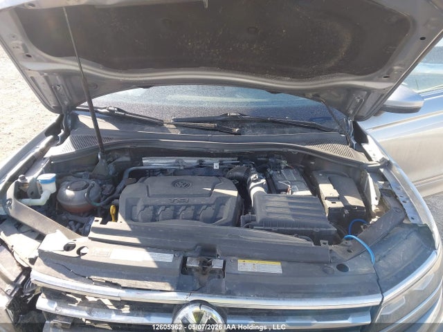 3VV4B7AX1MM063807 Volkswagen Tiguan Sel Premium R-line