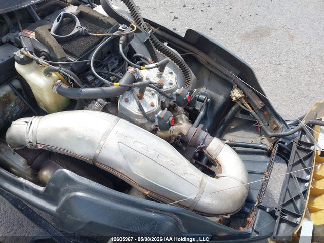 12605967 :رقم المزاد ، YK3SFB5B15R000436 vin ، 2005 Skidoo Expedition مزاد بيع