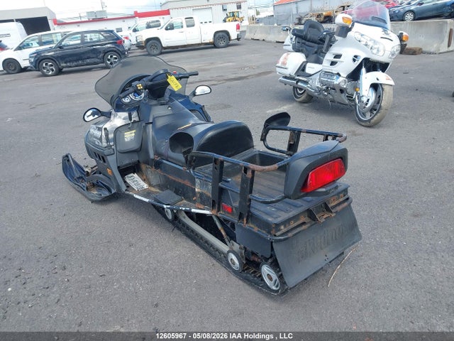 12605967 :رقم المزاد ، YK3SFB5B15R000436 vin ، 2005 Skidoo Expedition مزاد بيع