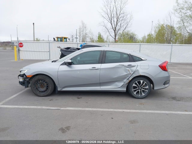 Honda Civic Lx 2017 2HGFC2F50HH029765 Image 14