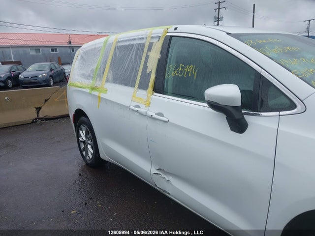 2023 Chrysler Pacifica Touring L მანქანა იყიდება აუქციონზე, vin: 2C4RC3BG6PR565749, აუქციონის ნომერი: 12605994