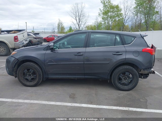 12606016 :رقم المزاد ، 2T3BFREV9FW373350 vin ، 2015 Toyota Rav4 Le مزاد بيع