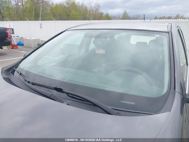 12606016 :رقم المزاد ، 2T3BFREV9FW373350 vin ، 2015 Toyota Rav4 Le مزاد بيع