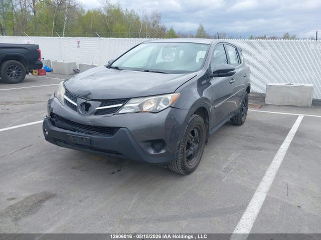 12606016 :رقم المزاد ، 2T3BFREV9FW373350 vin ، 2015 Toyota Rav4 Le مزاد بيع