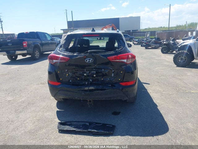 2017 Hyundai Tucson Luxury მანქანა იყიდება აუქციონზე, vin: KM8J3CA47HU424385, აუქციონის ნომერი: 12606021