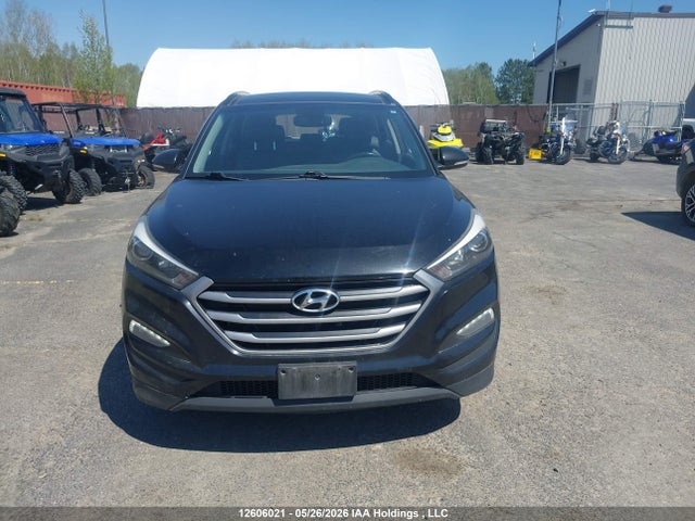 2017 Hyundai Tucson Luxury მანქანა იყიდება აუქციონზე, vin: KM8J3CA47HU424385, აუქციონის ნომერი: 12606021