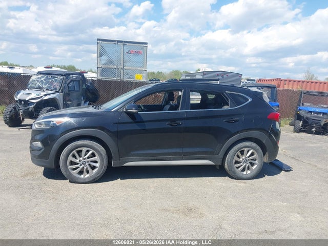2017 Hyundai Tucson Luxury მანქანა იყიდება აუქციონზე, vin: KM8J3CA47HU424385, აუქციონის ნომერი: 12606021