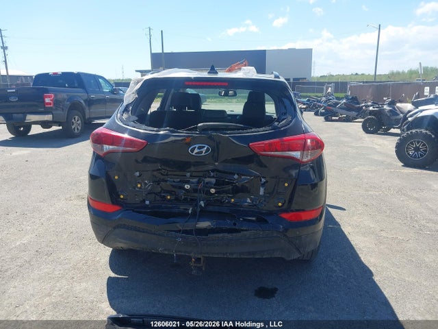 2017 Hyundai Tucson Luxury მანქანა იყიდება აუქციონზე, vin: KM8J3CA47HU424385, აუქციონის ნომერი: 12606021