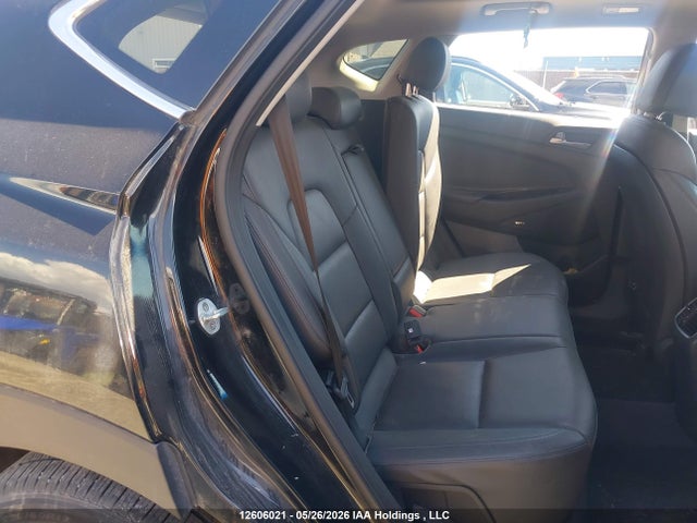 2017 Hyundai Tucson Luxury მანქანა იყიდება აუქციონზე, vin: KM8J3CA47HU424385, აუქციონის ნომერი: 12606021
