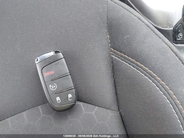 12606038 :رقم المزاد ، 3C4NJDAB7JT256781 vin ، 2018 Jeep Compass Sport مزاد بيع