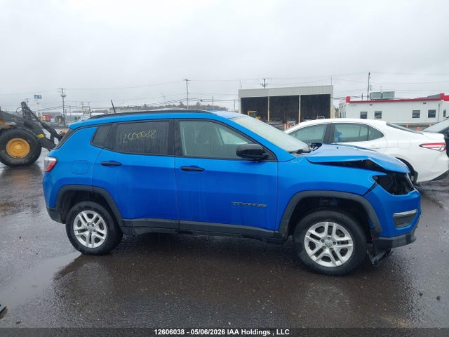 12606038 :رقم المزاد ، 3C4NJDAB7JT256781 vin ، 2018 Jeep Compass Sport مزاد بيع