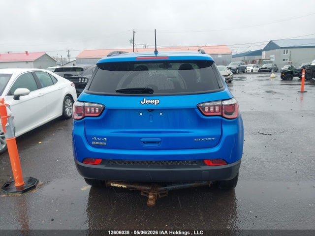 12606038 :رقم المزاد ، 3C4NJDAB7JT256781 vin ، 2018 Jeep Compass Sport مزاد بيع