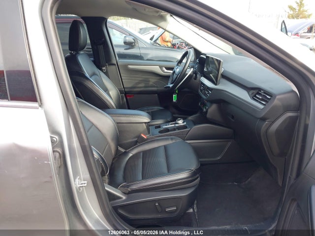 Продажа на аукционе авто 2024 Ford Escape Platinum, vin: 1FMCU9JA8RUA51230, номер лота: 12606063